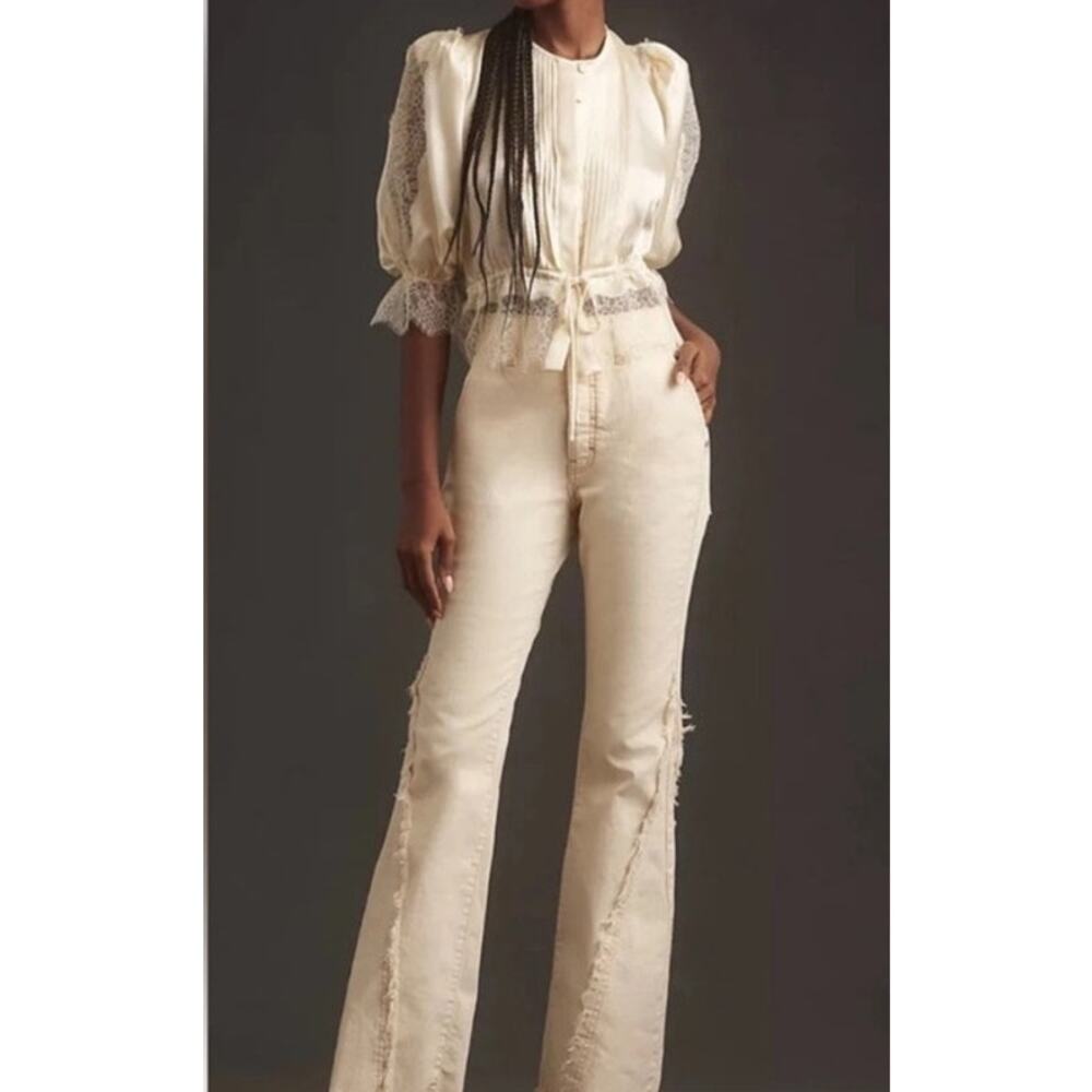 Anthropologie Pilcro Reworked High Rise Icon Flare Jeans Frayed Ivory Size 32